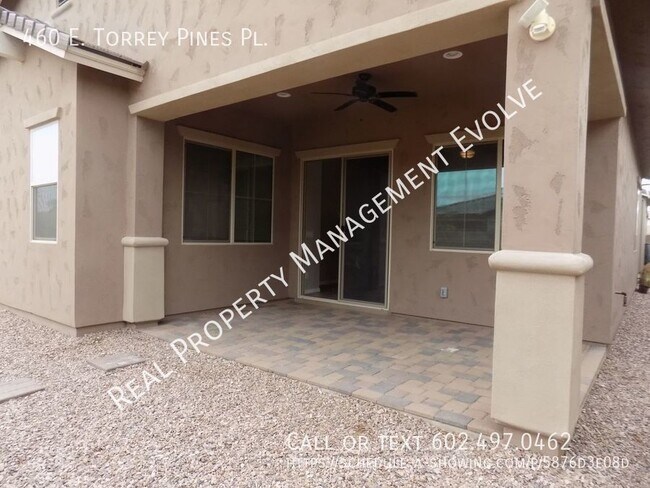 Building Photo - 460 E Torrey Pines Pl