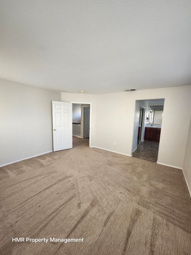 Building Photo - Gorgeous single family home in Chino
