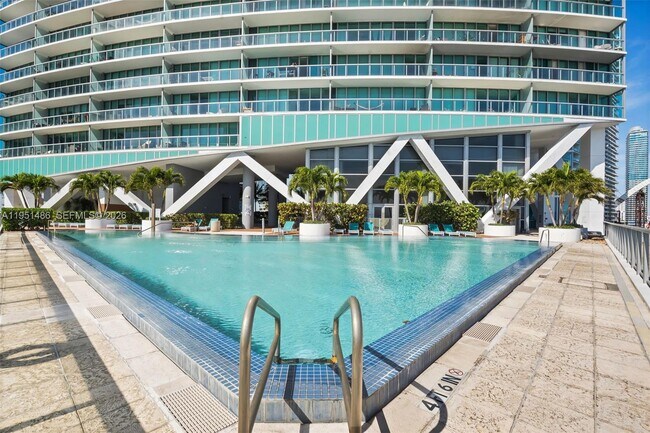 Building Photo - 888 Biscayne Blvd