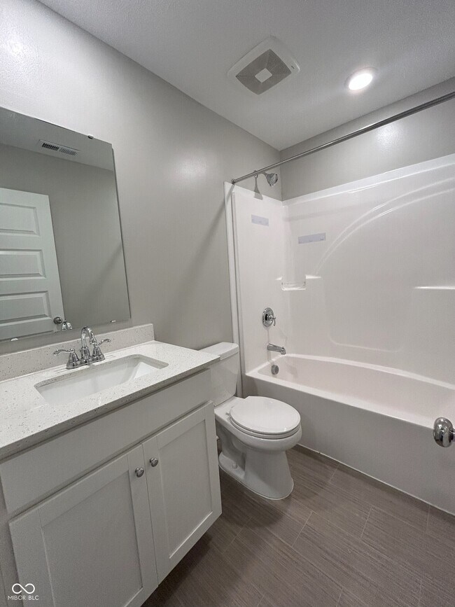 Building Photo - 1269 Bristol Pl