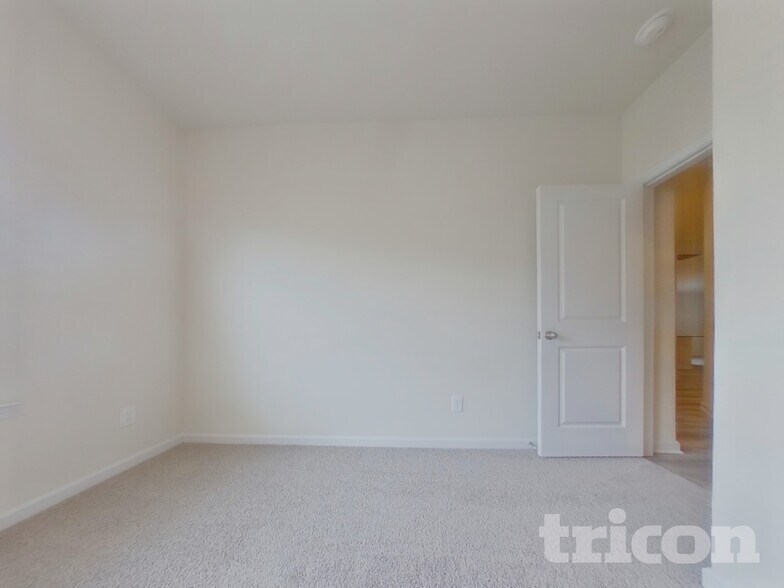 Building Photo - 453 Prescott Wy