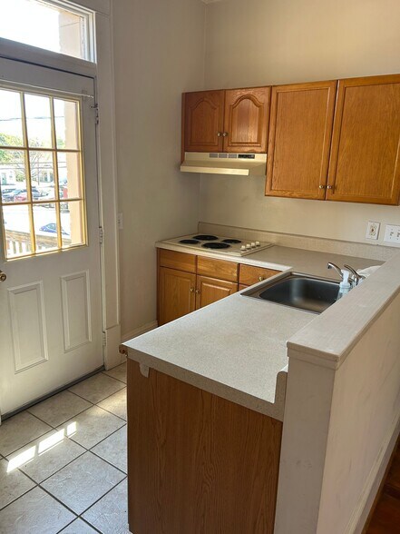 Building Photo - 26 N Congress St