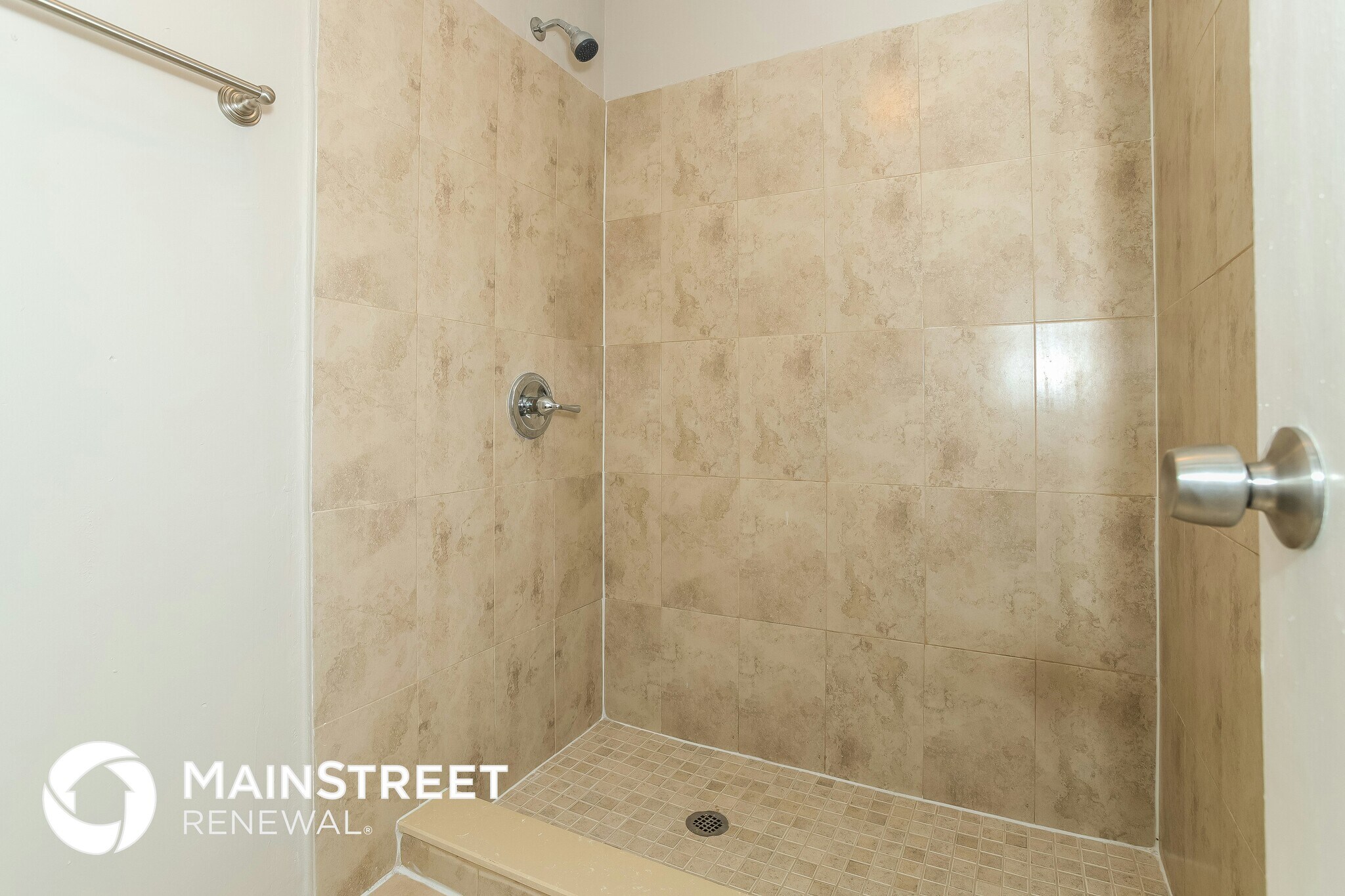 Building Photo - 5915 Beechmont Blvd