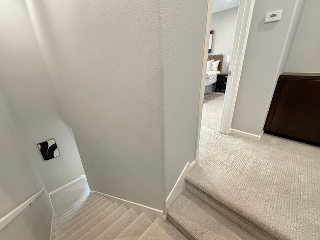 Building Photo - 262 Agustin Narvaez St