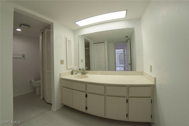 Building Photo - 17455 Overhill Dr