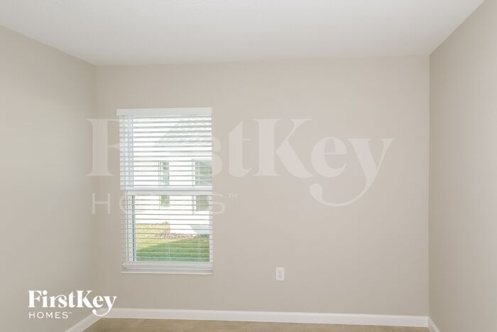 Building Photo - 470 Earhart Dr