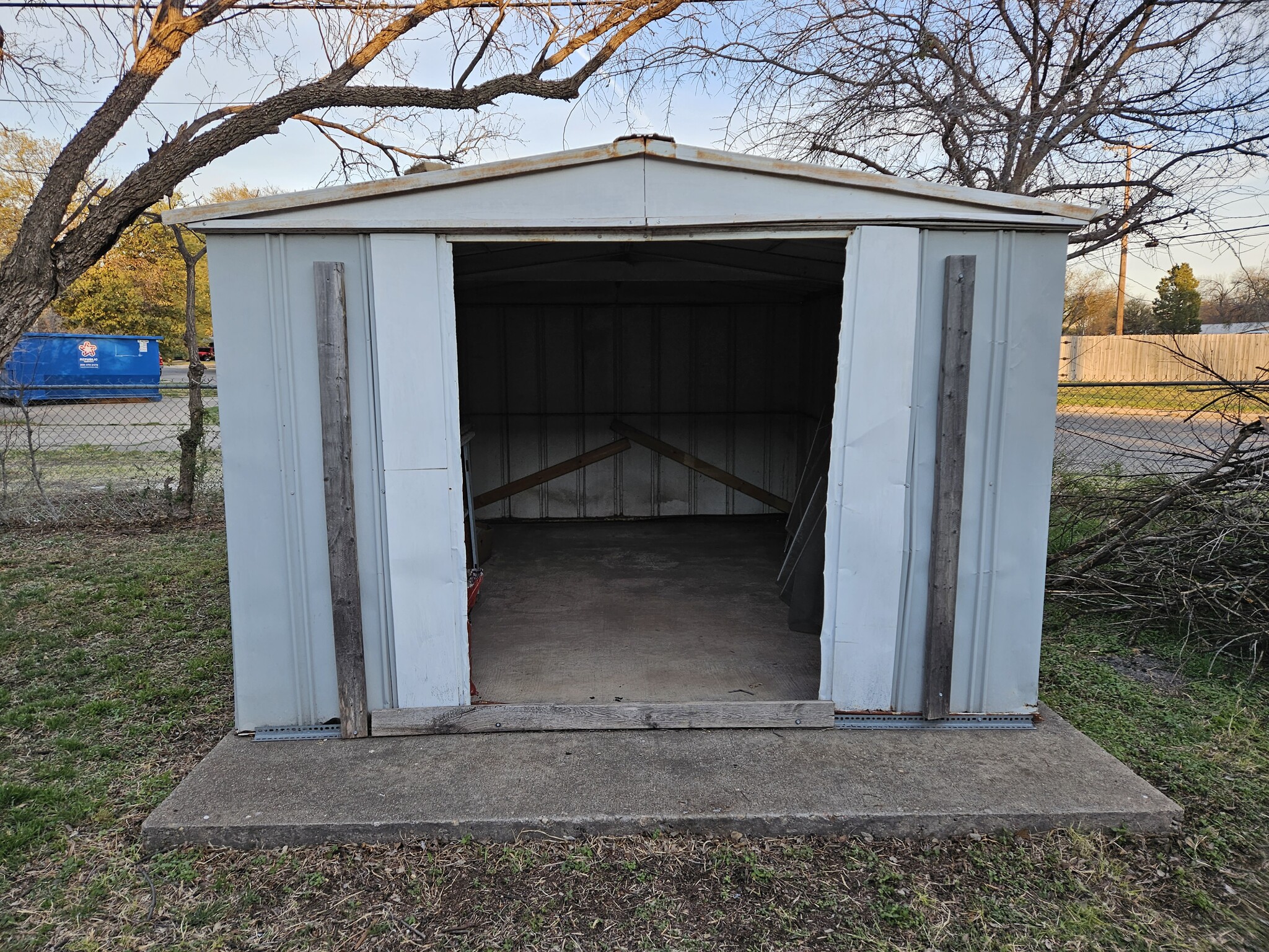 Outdoor small shed for storage - 2863 Colorado Ave