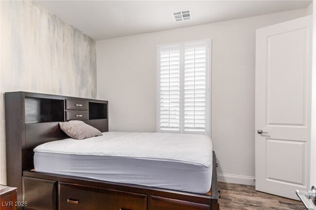 Building Photo - 11824 Mino Rio Ave