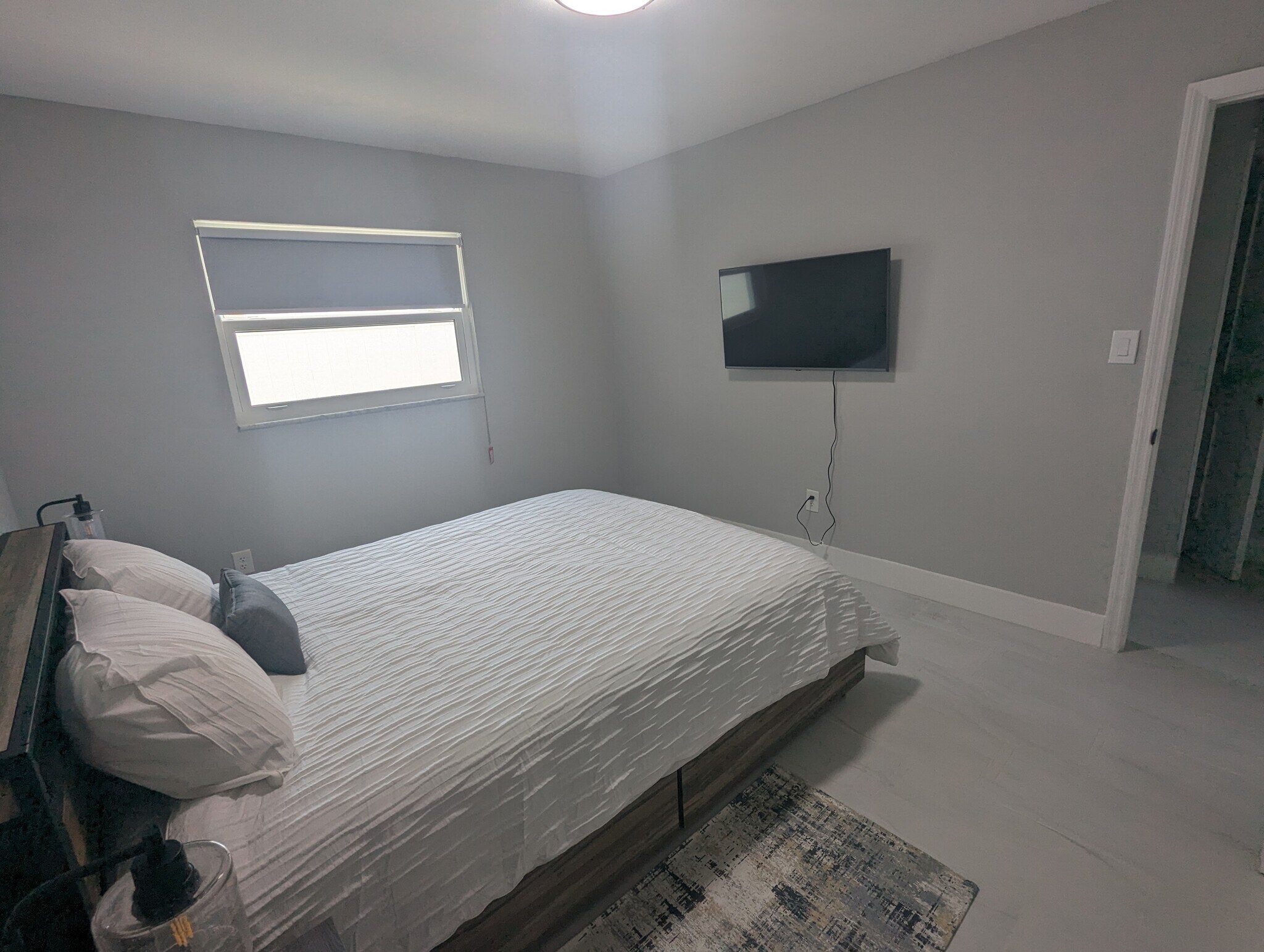 Máster Bedroom - 2519 Amherst Ave