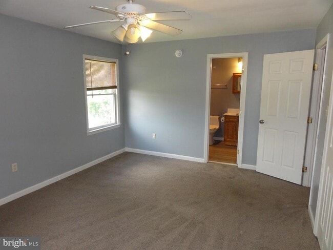 Building Photo - 13230 White Rock Rd