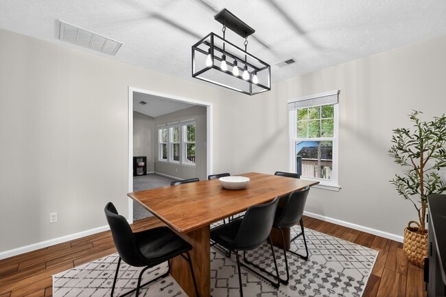 Building Photo - 10225 Footsman Pl