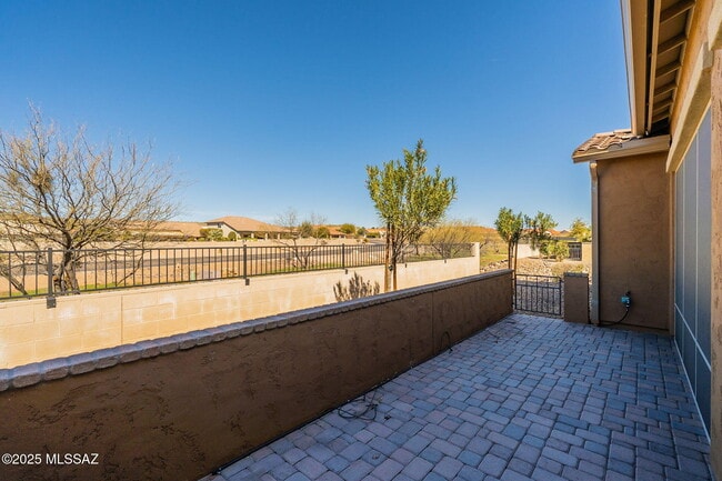 Building Photo - 39548 S Summerwood Dr