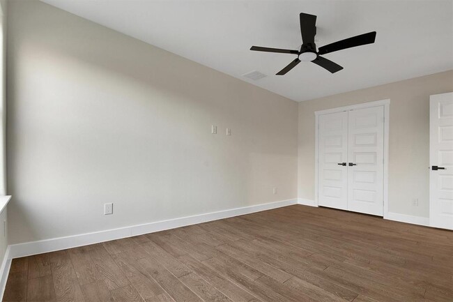 Building Photo - 336 Nene Ln