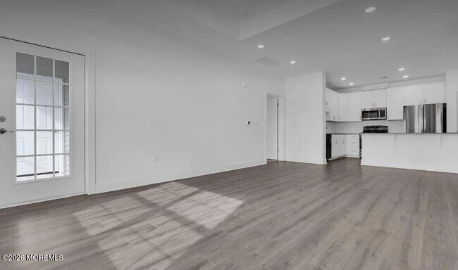 Building Photo - 1021 Vanderbergh Blvd