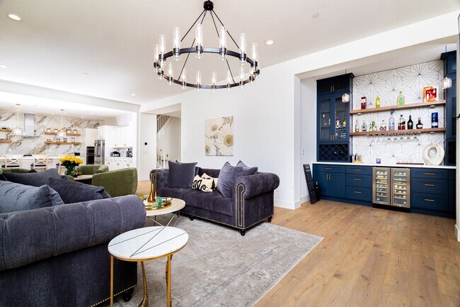 Building Photo - Gorgeous Custom Upgraded Serrano Home!