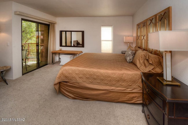 Building Photo - 5051 N Sabino Canyon Rd