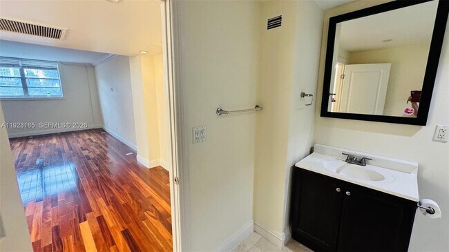 Building Photo - 19390 Collins Ave