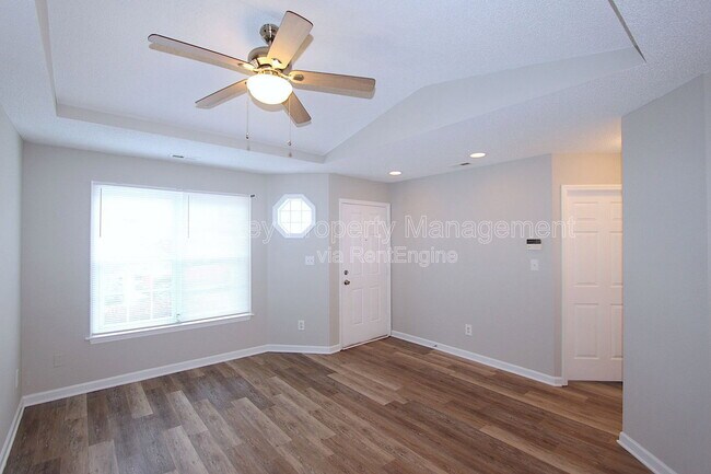 Building Photo - 3705 Votive Ln