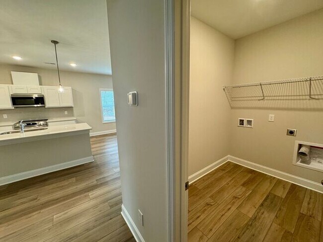 Building Photo - New Construction and over 3,500 of square footage!