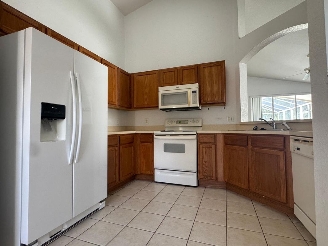 Building Photo - 1536 N Hampton Dr