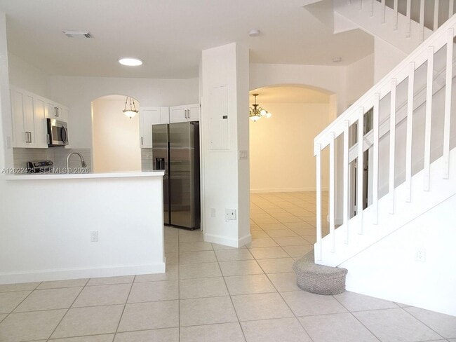 Building Photo - 5460 NW 107th Ave