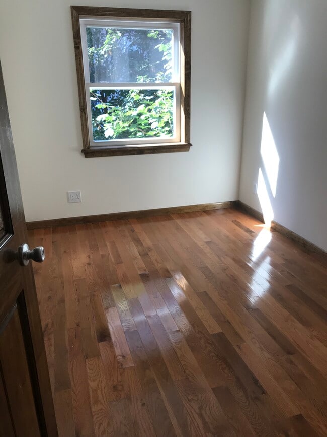 Building Photo - 3611 Waldo Ave