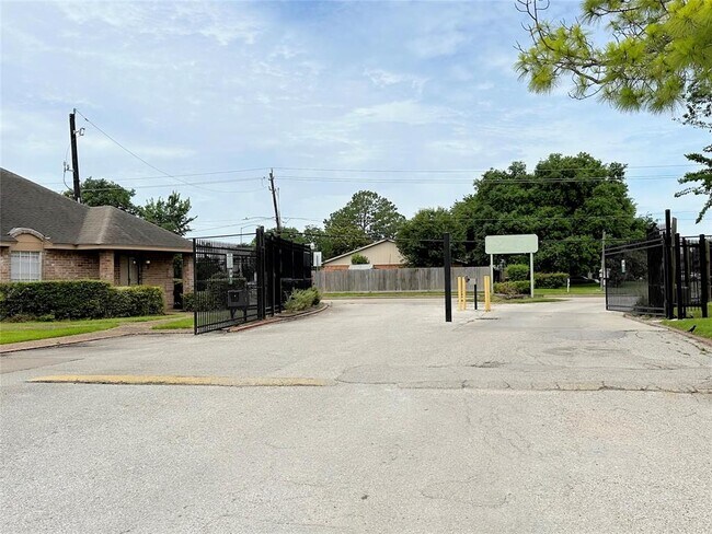 Building Photo - 7901 Cook Rd