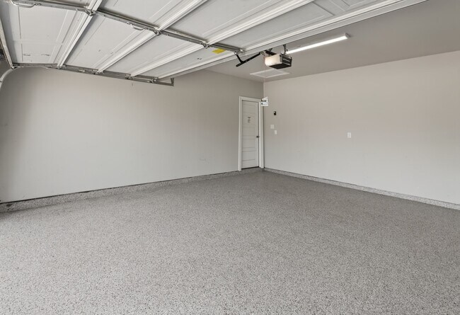 Building Photo - 17104 Coneflower Pl