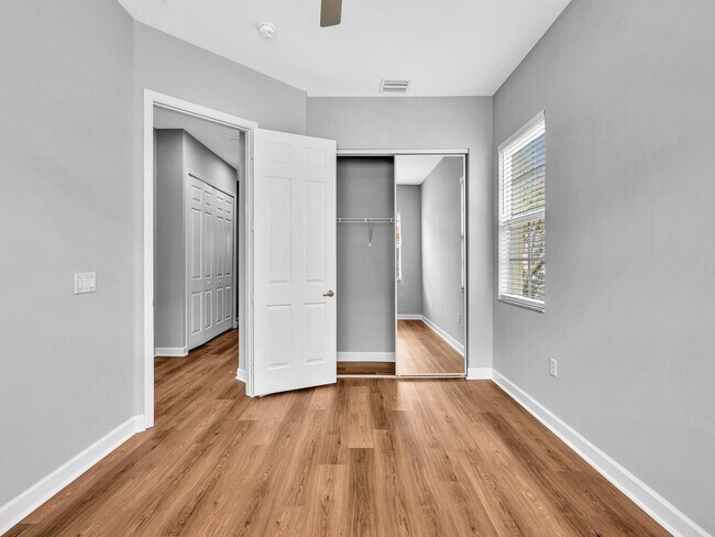 Building Photo - 2751 Ravella Way