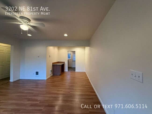 Building Photo - 3202 NE 81st Ave