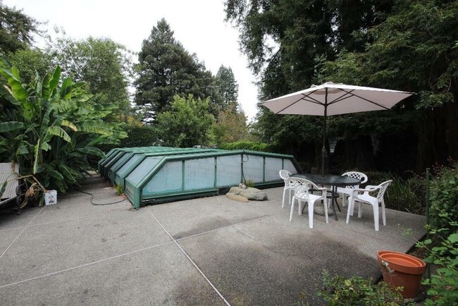 Building Photo - 122 Baltimore Ave