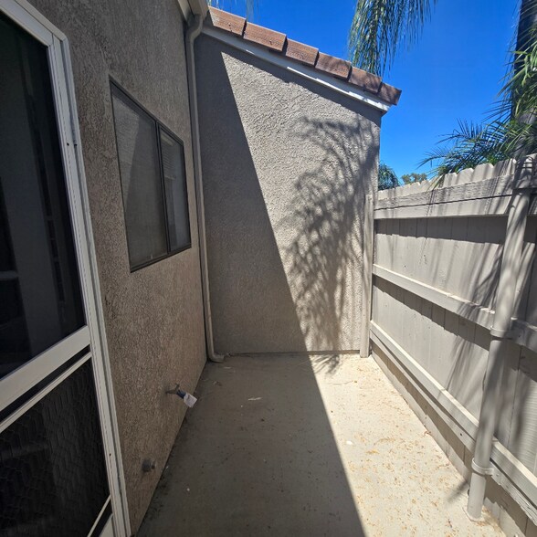 Building Photo - 27818 Cactus Flower Dr