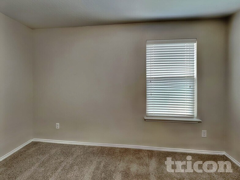 Building Photo - 11623 Hidden Terrace