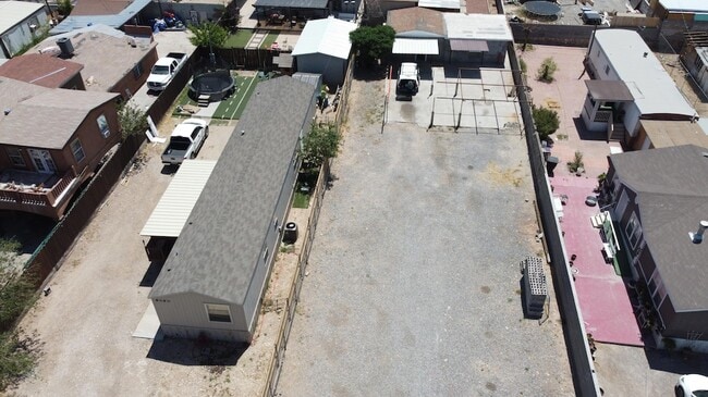 Building Photo - 8606 Gateway Blvd