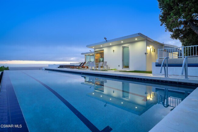 Building Photo - 3424 Shoreheights Dr