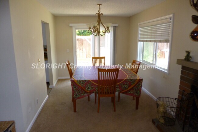 Building Photo - AVAILABLE AUGUST - 3 Bedroom SLO Home, Close to Shopping and Town