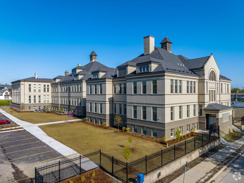 Primary Photo - McKinley School Lofts