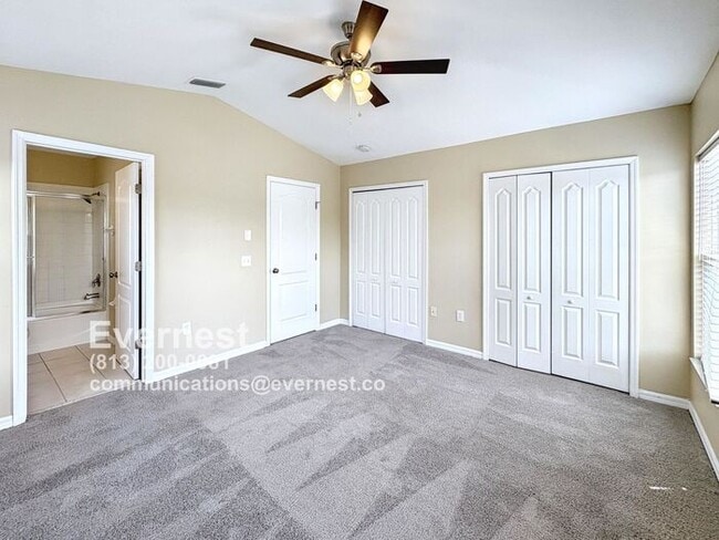 Building Photo - 12623 Kings Crossing Dr