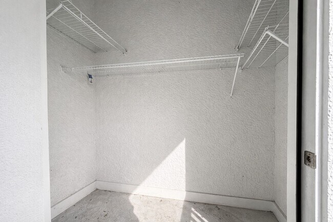 Building Photo - 3221-3409 SW 8th Pl