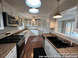 Building Photo - 116 Meadow Lark