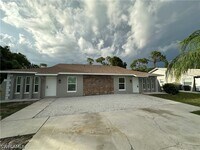 Building Photo - 9155 Seville Rd