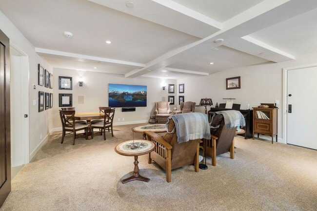 Building Photo - Tahoe Elegance