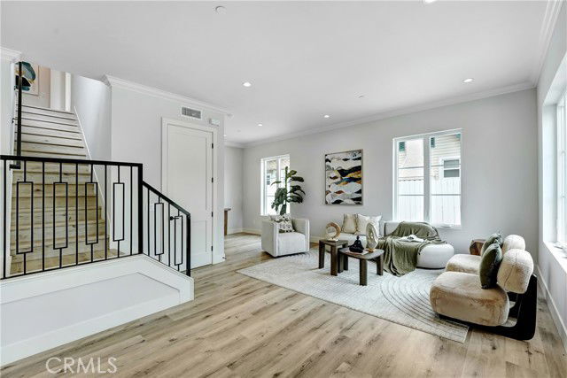 Building Photo - 109 N Parkwood Ave