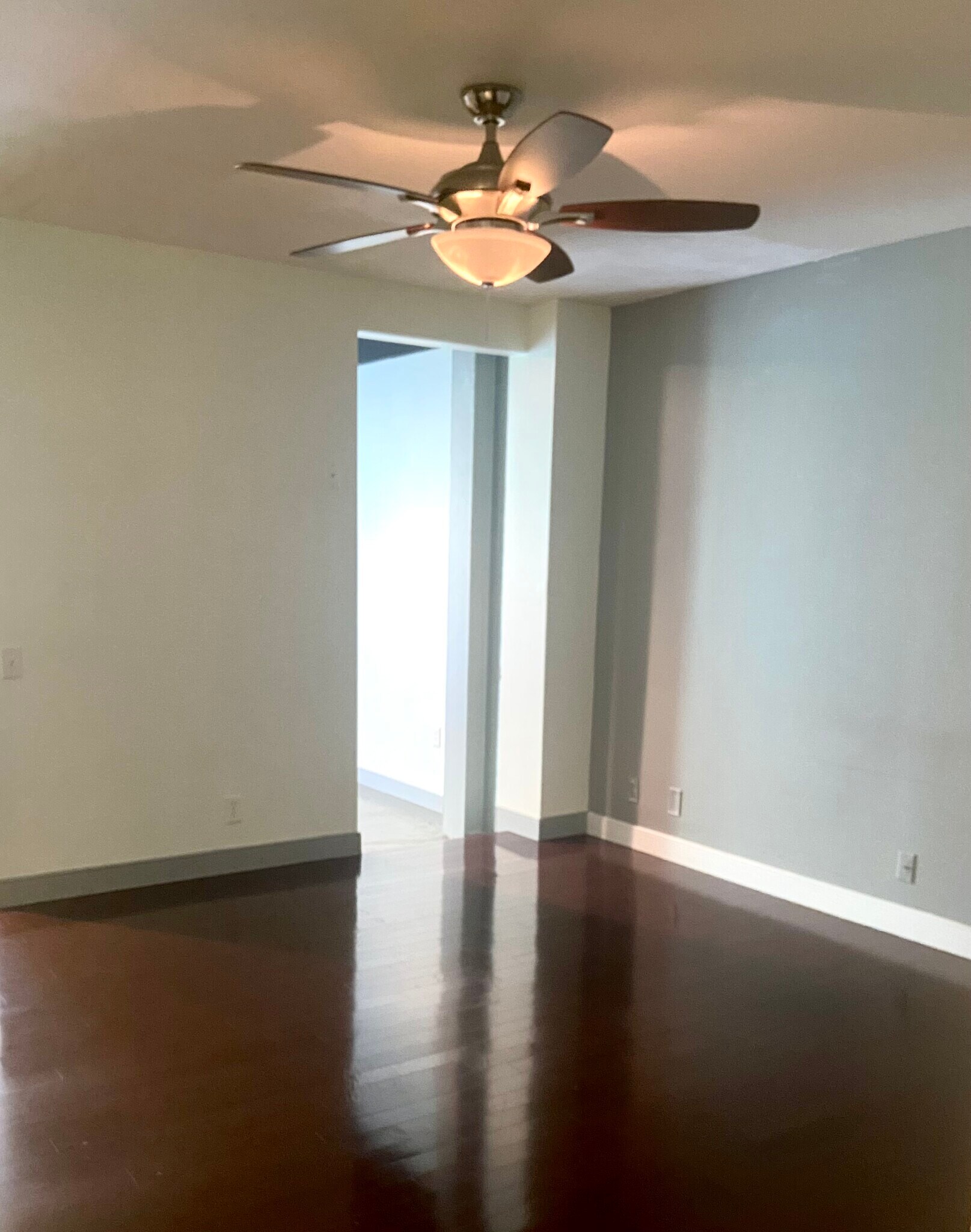 Building Photo - 62 W Colonial Dr