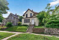 Building Photo - 754 5th St E