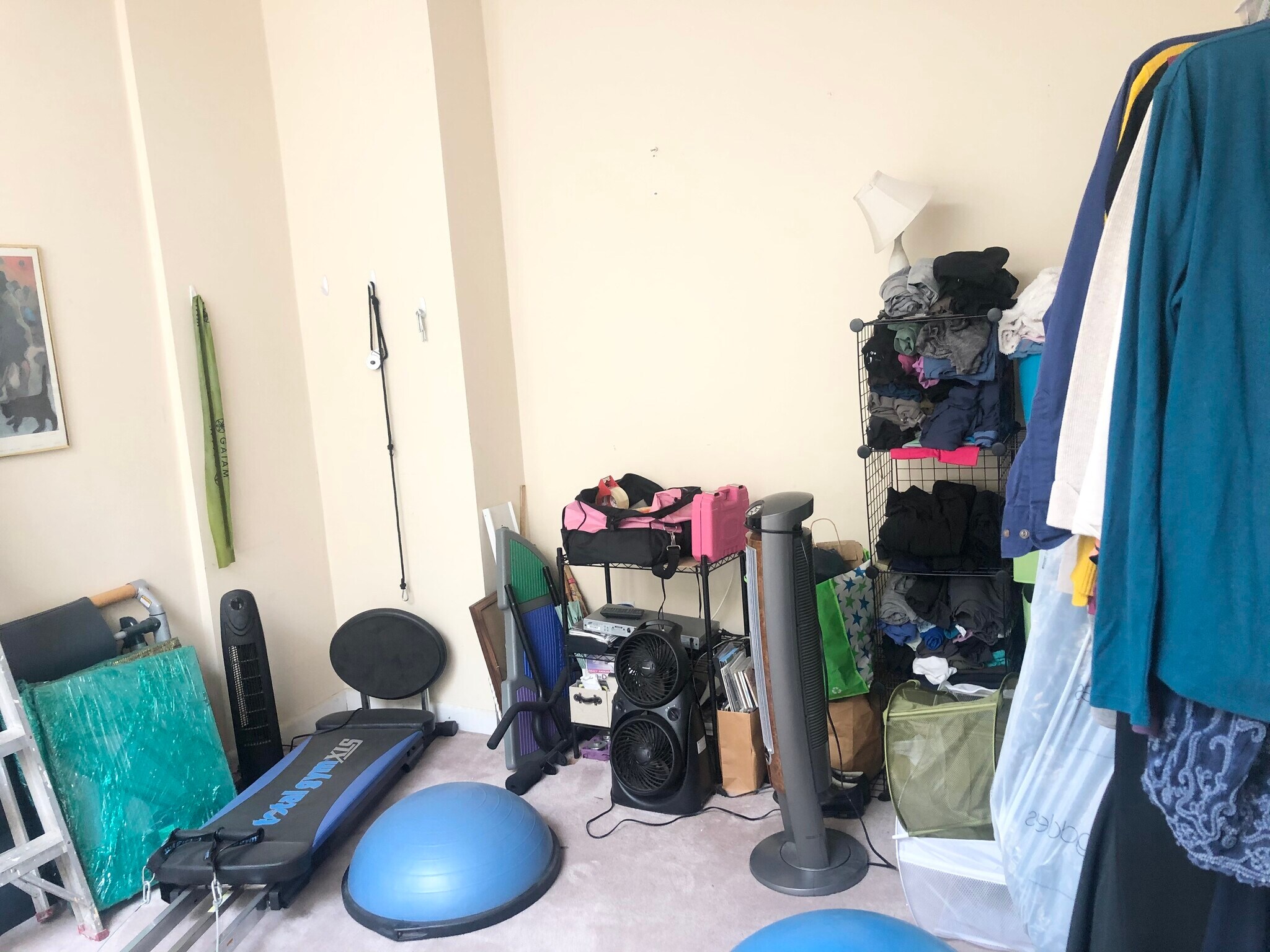 Building Photo - 1728 Beacon St