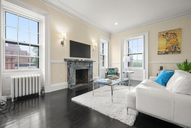 Building Photo - 285 Clarendon St