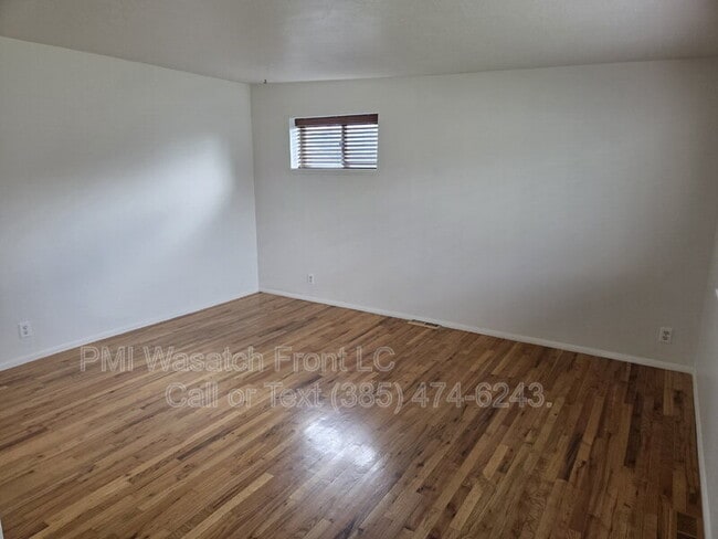 Building Photo - 1268 E Hudson Ave