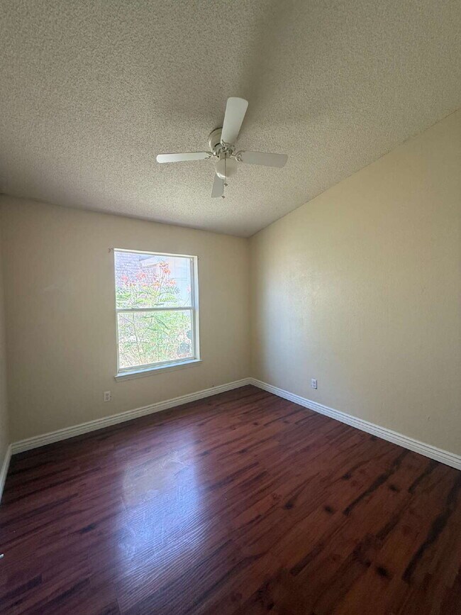 Building Photo - Discover this beautifully designed one-story home featuring 4 spacious bedrooms, 2 bathrooms in N...