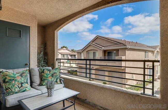 Building Photo - 1138 De Leon Dr